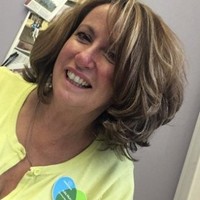 Julia Mundell