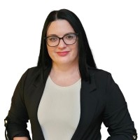 Elizabeth Hoeschele