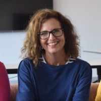 Anne Miles