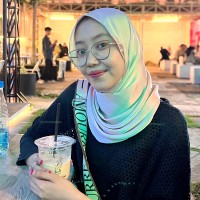 Leni Safitri