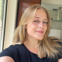 Mikki Lange