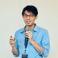 Ya-Lun Li