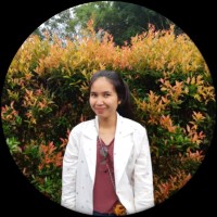 Esty Panggabean