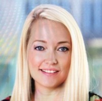 Laura Arnold