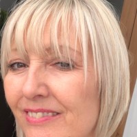 Debra Molyneux