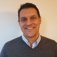 -Carlos Navarro-