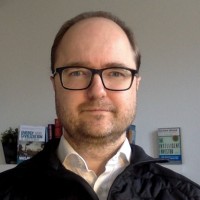 Robin Larsen