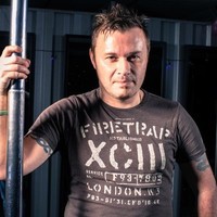 Chris Saunders