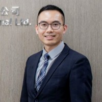 Robert YAN