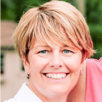 Lynda Merrick