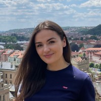 Alina S.