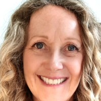 Kirsty Henthorne