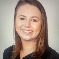 Laura Mills