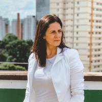 Ana Claudia Ferreira Pinto Burlandy