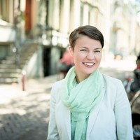 Jacqui Phillips