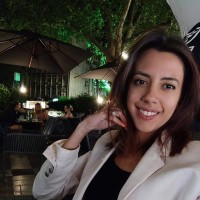 Диана Господинова