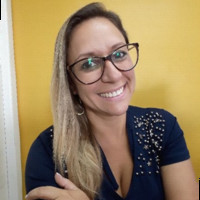Débora Candido
