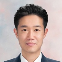 Sin Young Kang