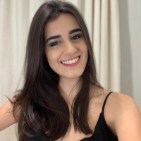 Clara Oliveira