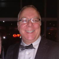 Robert M Huberth