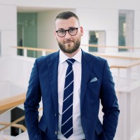 Michael Winther Skifter