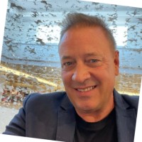 ERIC LUEBBERT