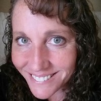Lynette Steele