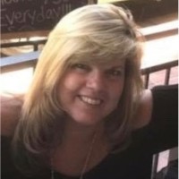 Ann Hoolihan (Moreen)
