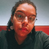 Esther Almeida