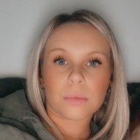Laura Cardon