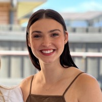 Isabella Holmes