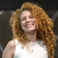 Maria Júlia Souza