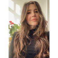 TUĞÇE K.