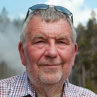 Robert Holmes