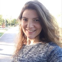 YEŞİM EZGİ ŞEREF