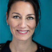 Eveline Poell