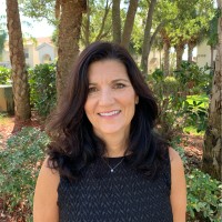 Kim R.