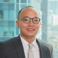 Kenneth J Lim