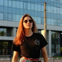 Victoria Hoi
