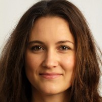 Lesley Loriloux