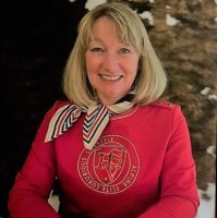 Monique Van Der Tuyn