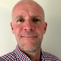 Simon Bennett
