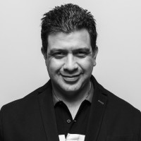Armando De León