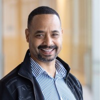 Shawn Wolf, Mba