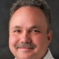 Daniel Villavisanis