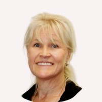 Lynne Curtis
