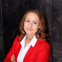 Nicole Bayrak