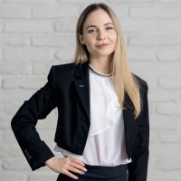 Dóra Szebenyei