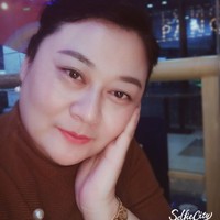 李妮娅