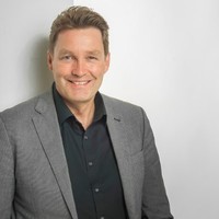 Klaus R. Mertens